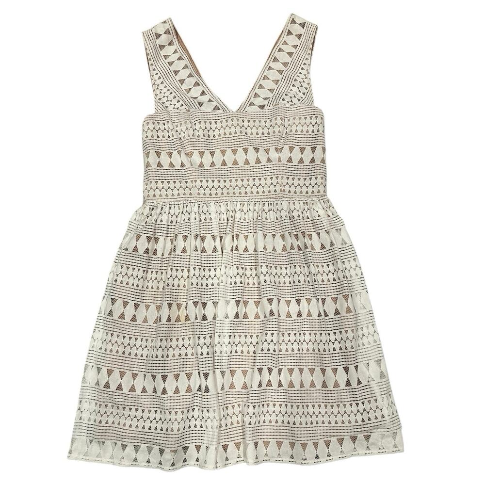 Vintage BCBGMAXAZRIA Cream Geometric Lace Fit & Flare Dress Boho Festival Sz 6